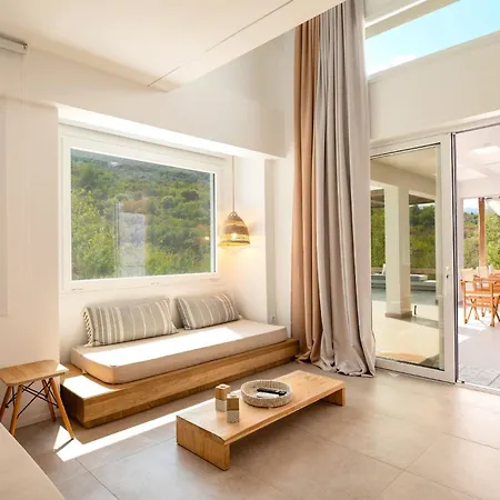 Aristi Tessera Villa Olympiada