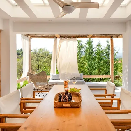 Aristi Tessera Villa Olympiada